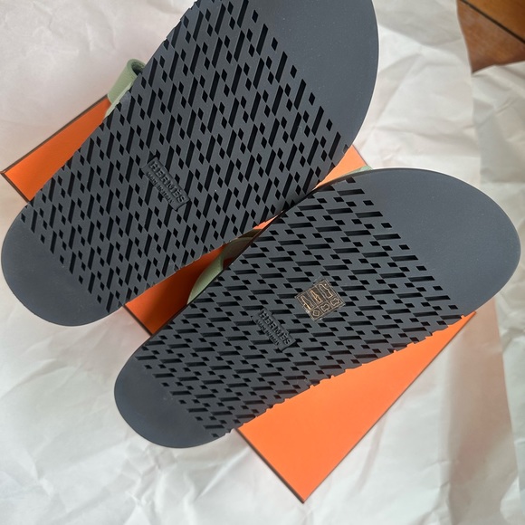 Hermes Authentic brand new Chypre Epsom Women’s Sandals 37 Vert Jade (6C) - Picture 7 of 13